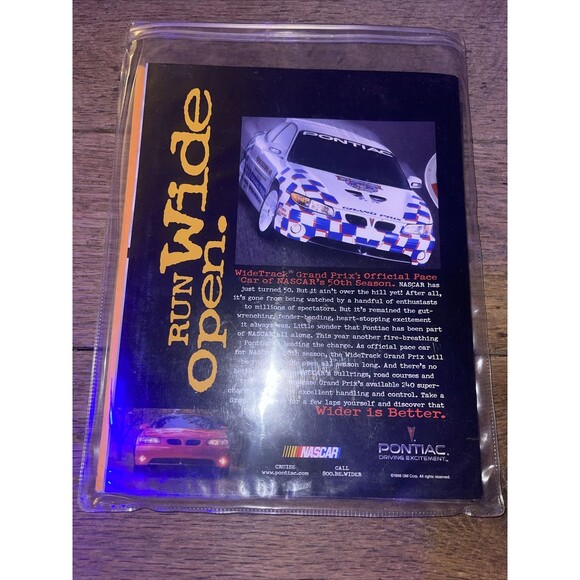 DieHard 500 Die Hard April 26, 1998 Talladega Superspeedway Program Plus Sleeve - Picture 3 of 3